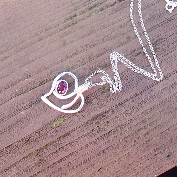 Natural Rhodolite Garnet Heart Pendant Sterling Silver , January Birthstone - Picture 6 of 7